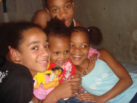 sandy mickael kensy orlane